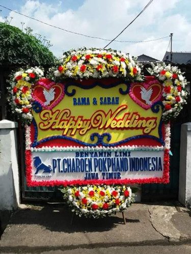 Karangan Bunga Pernikahan aula jayang tingang palangkaraya